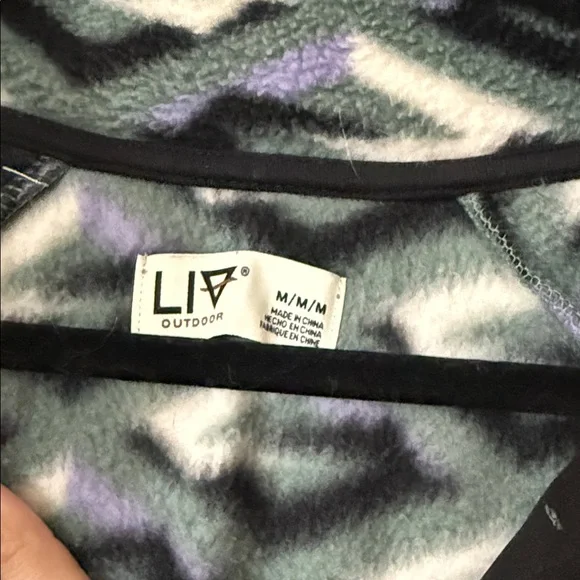 SOLD! Geometric Patterned Fleece Teddy Jacket - Picture 6 of 7